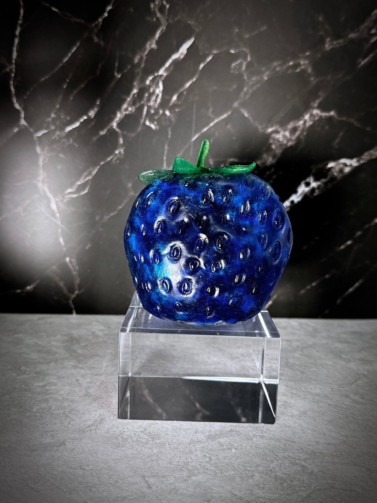Glass Berries - limited edition Moon