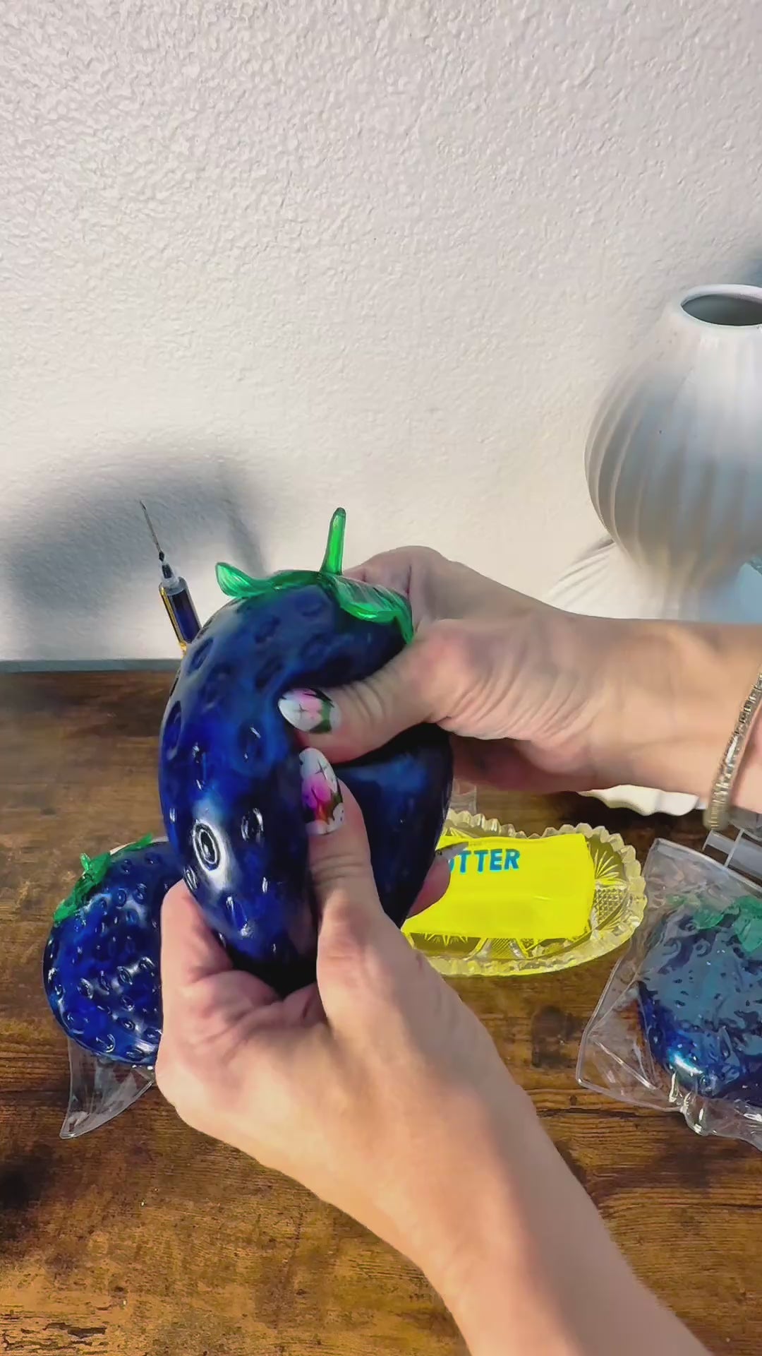 Glass Berries - limited edition Moon